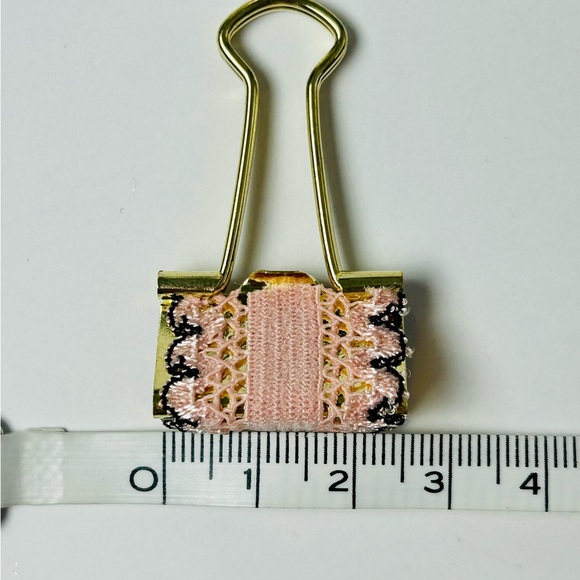 Fold Down Binder Paper Clips Wrapped in Pink Lace Ribbon Set of 6 - Picture 4 of 6